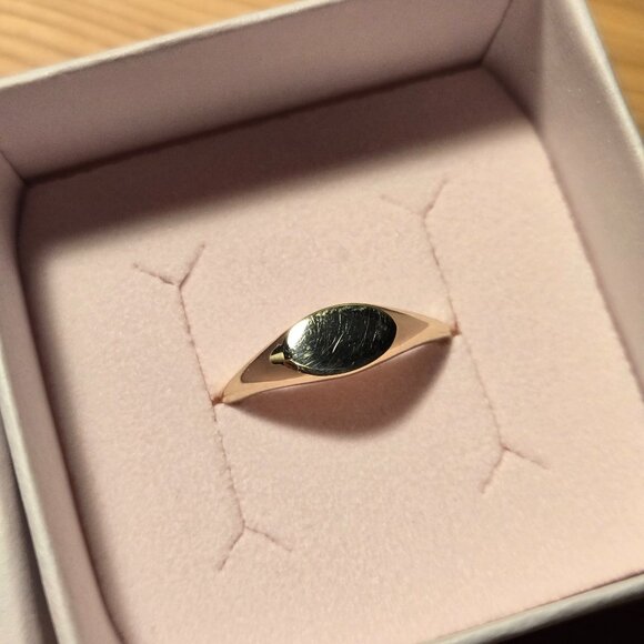 S-kin Studio Jewelry - S-kin Studio - Sora Signet Ring (9k yellow gold)